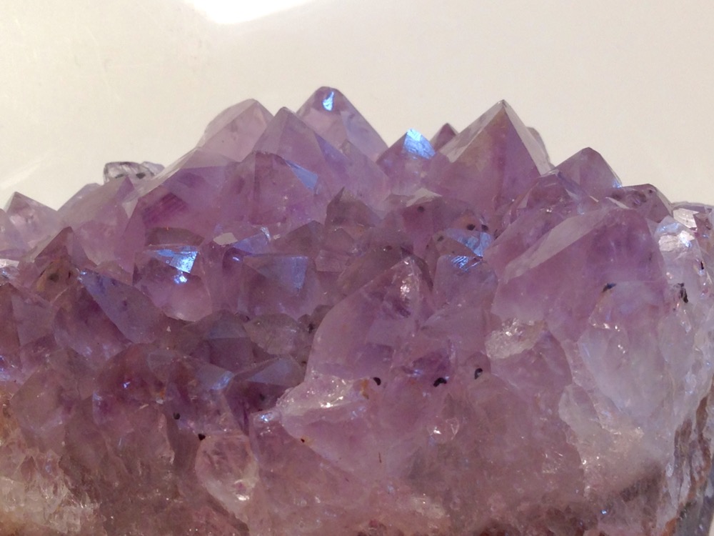 Crystal shape observation with magnifiers/microscope ingridscience.ca